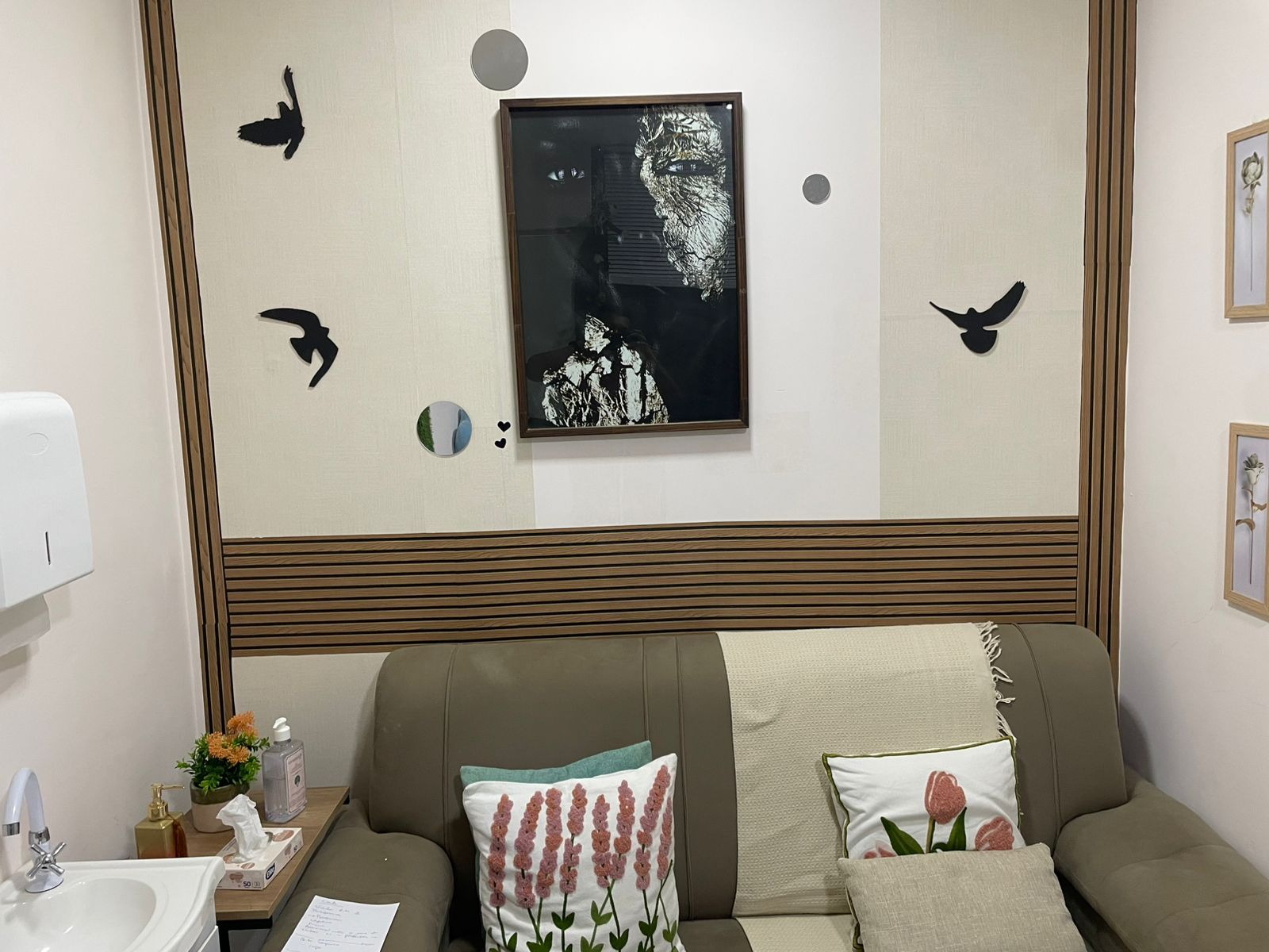 Sala de grupo da Clínica Meira